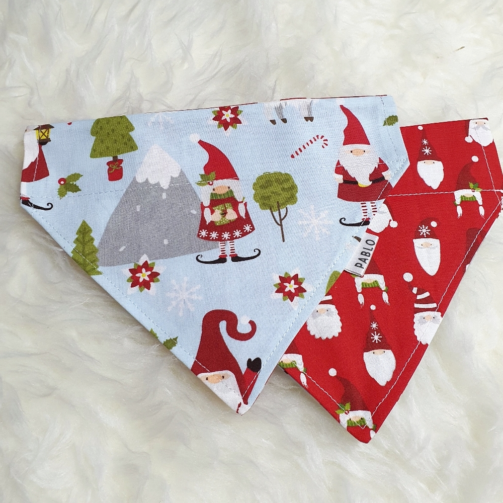 🐶 5 for $15 * Pablo Christmas Mini Santa's Reversible Dog Bandana